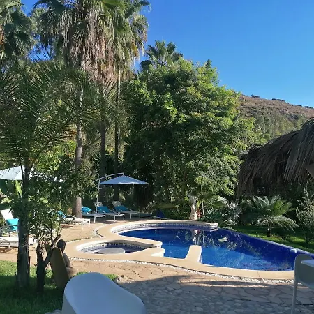 La Fuente Oase Bed & Breakfast *